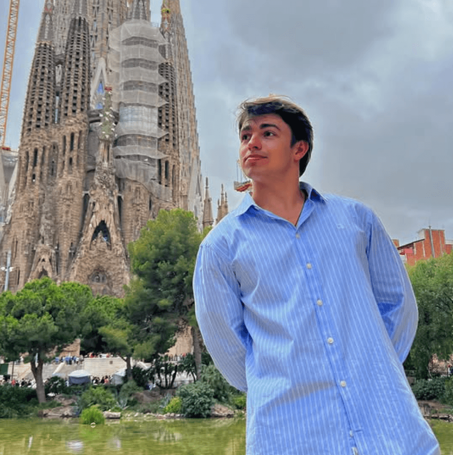 Felix M., 26